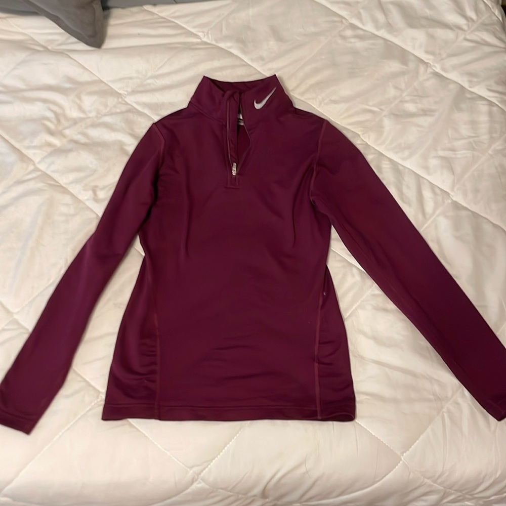 Nike fit dry, small purple quarter zip